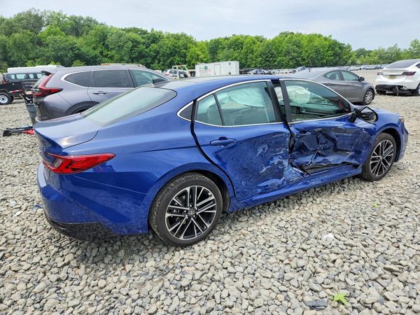 2026 TOYOTA CAMRY