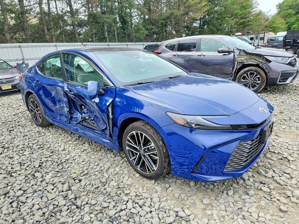 2026 TOYOTA CAMRY