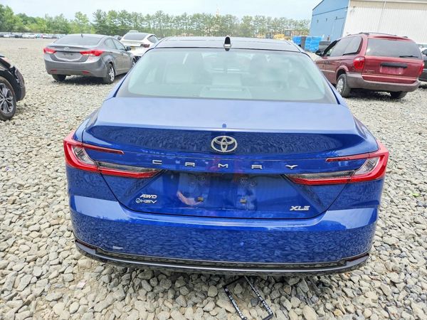 2026 TOYOTA CAMRY