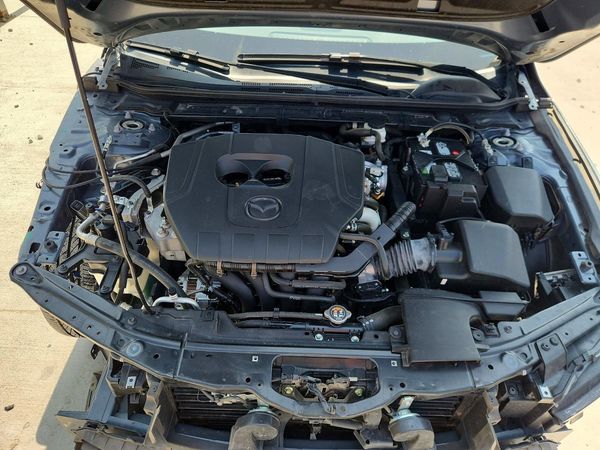 2024 MAZDA 3 Preferred Package