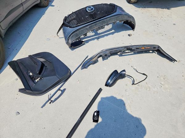 2024 MAZDA 3 Preferred Package