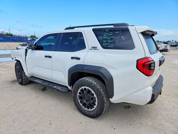 2026 TOYOTA 4RUNNER