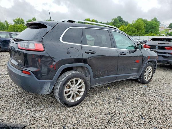 2019 JEEP CHEROKEE LATITUDE FWD