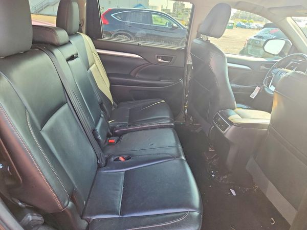 2016 TOYOTA HIGHLANDER Base/Hybrid