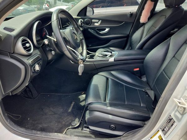 2016 MERCEDES-BENZ C300