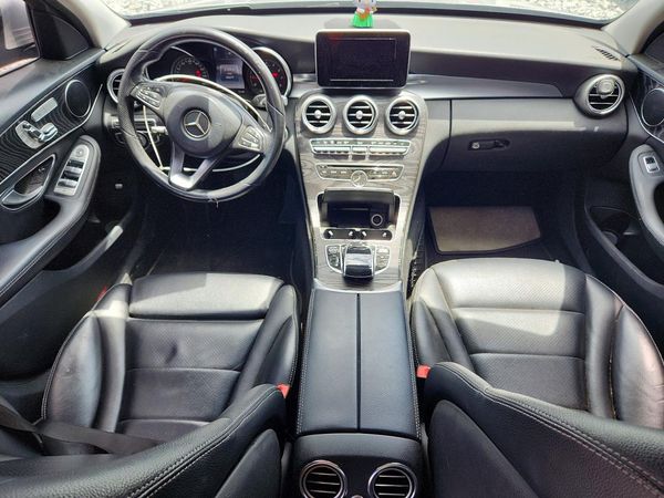2016 MERCEDES-BENZ C300