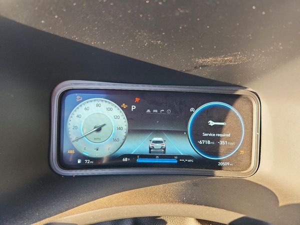 2022 HYUNDAI KONA