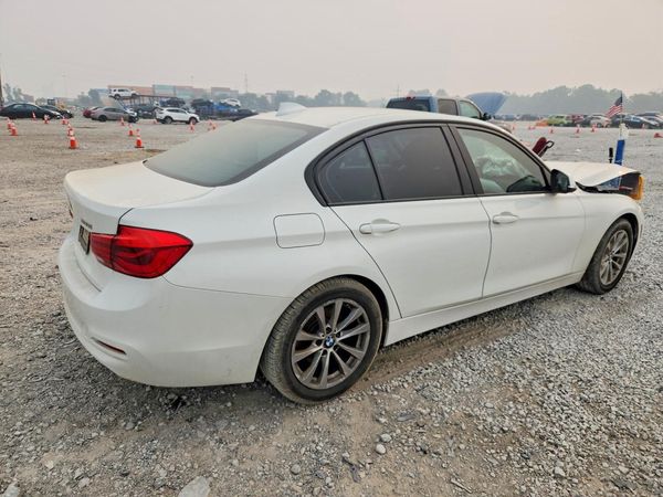 2018 BMW 320