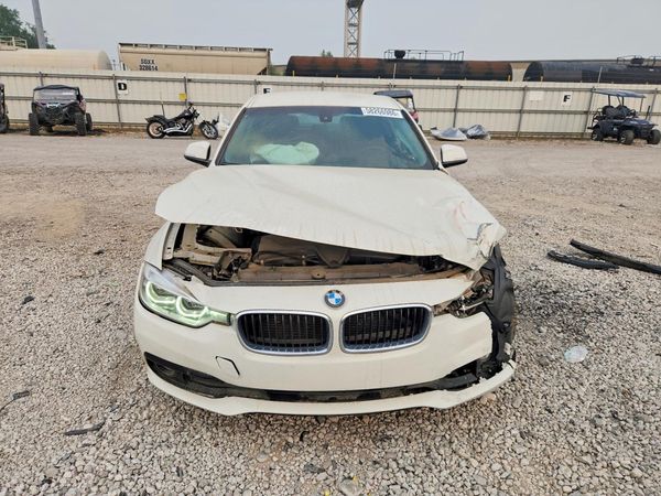 2018 BMW 320