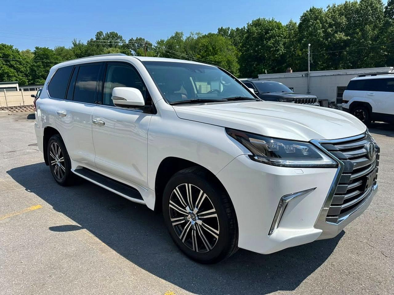 2019 LEXUS LX 570