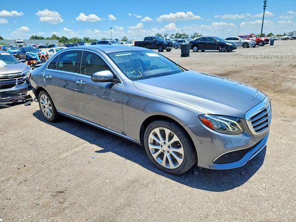 2017 MERCEDES-BENZ E