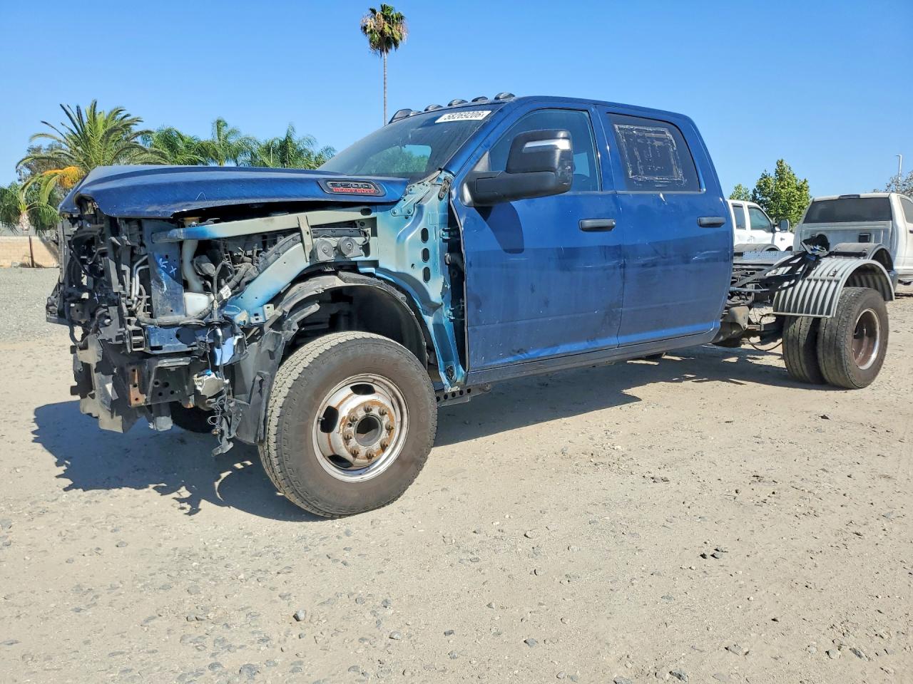 2024 RAM 3500 TRADESMAN CREW CAB 4X4