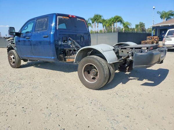 2024 RAM 3500 TRADESMAN CREW CAB 4X4