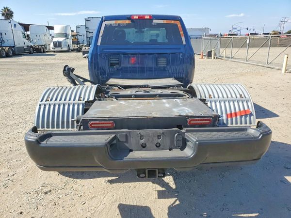 2024 RAM 3500 TRADESMAN CREW CAB 4X4