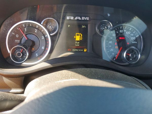 2024 RAM 3500 TRADESMAN CREW CAB 4X4