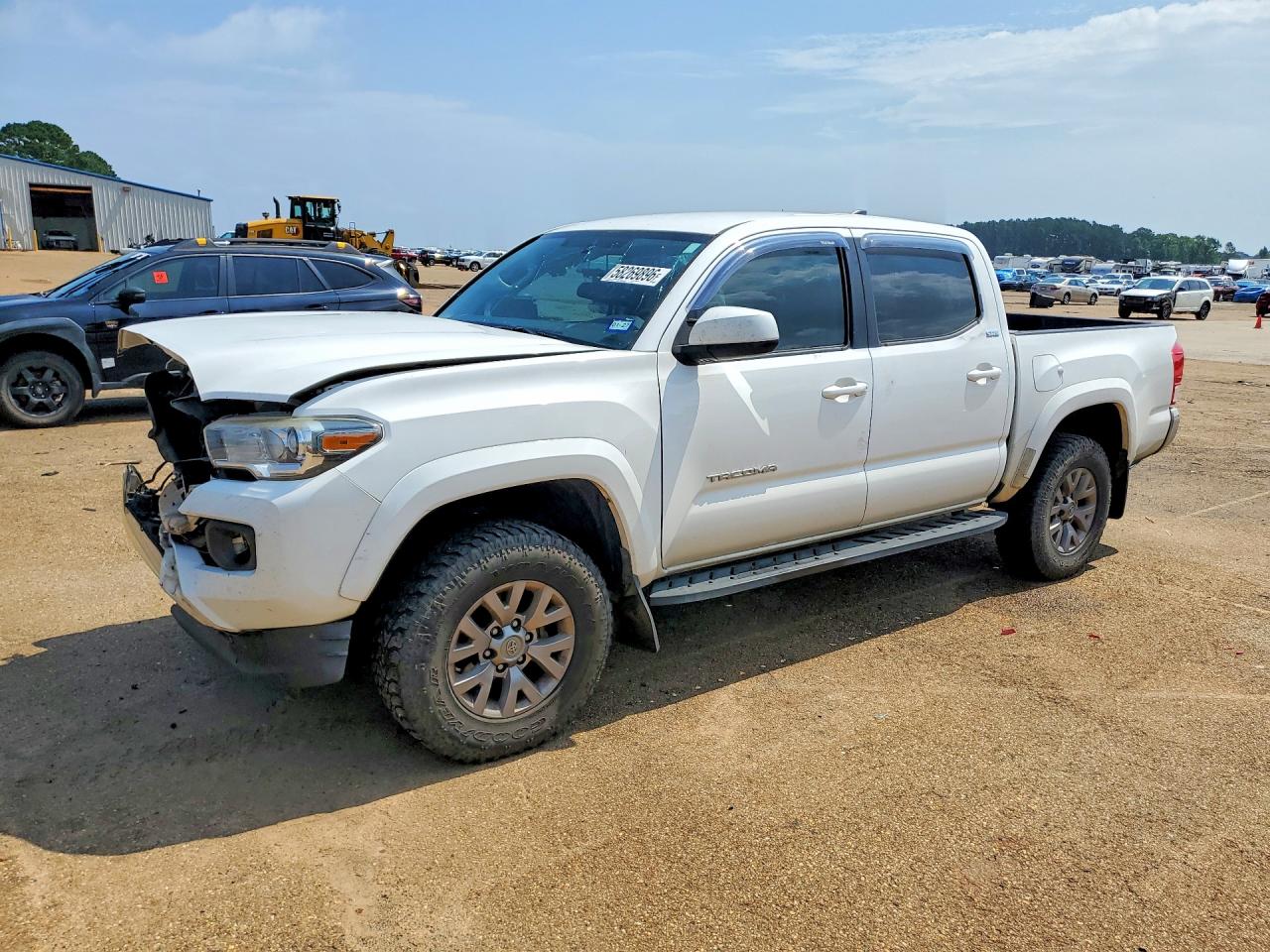 2017 TOYOTA TACOMA