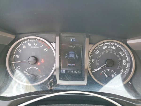 2017 TOYOTA TACOMA