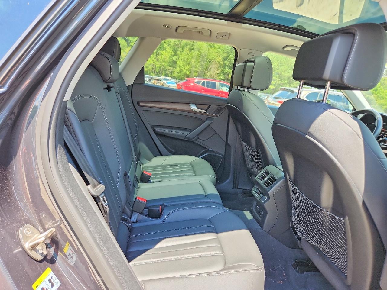 2021 AUDI Q5 quattro Premium Plus