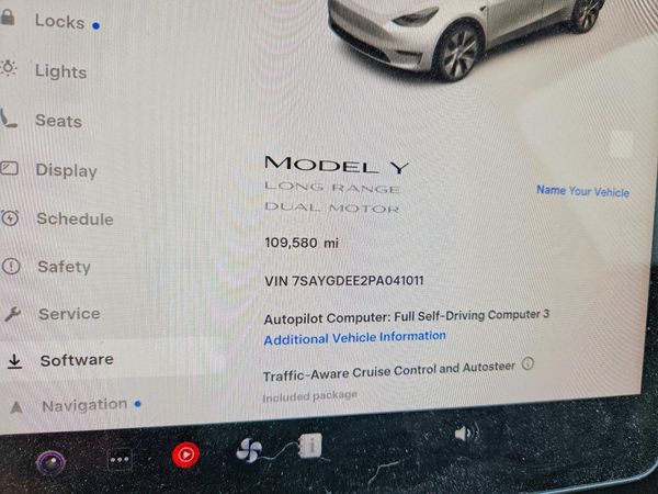 2026 TESLA MODEL Y