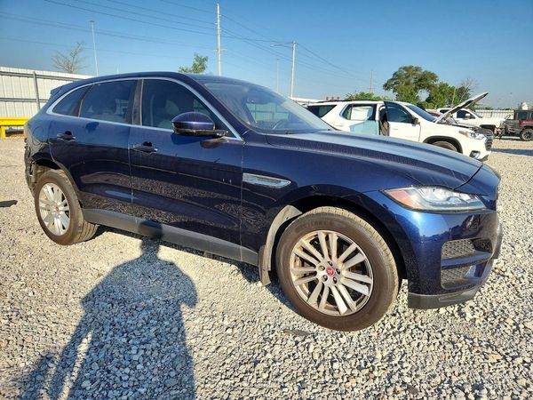 2017 JAGUAR F-PACE Prestige