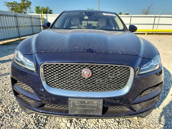 2017 JAGUAR F-PACE Prestige