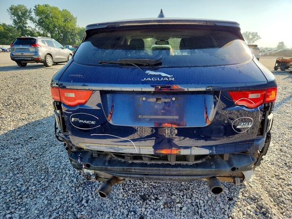 2017 JAGUAR F-PACE Prestige