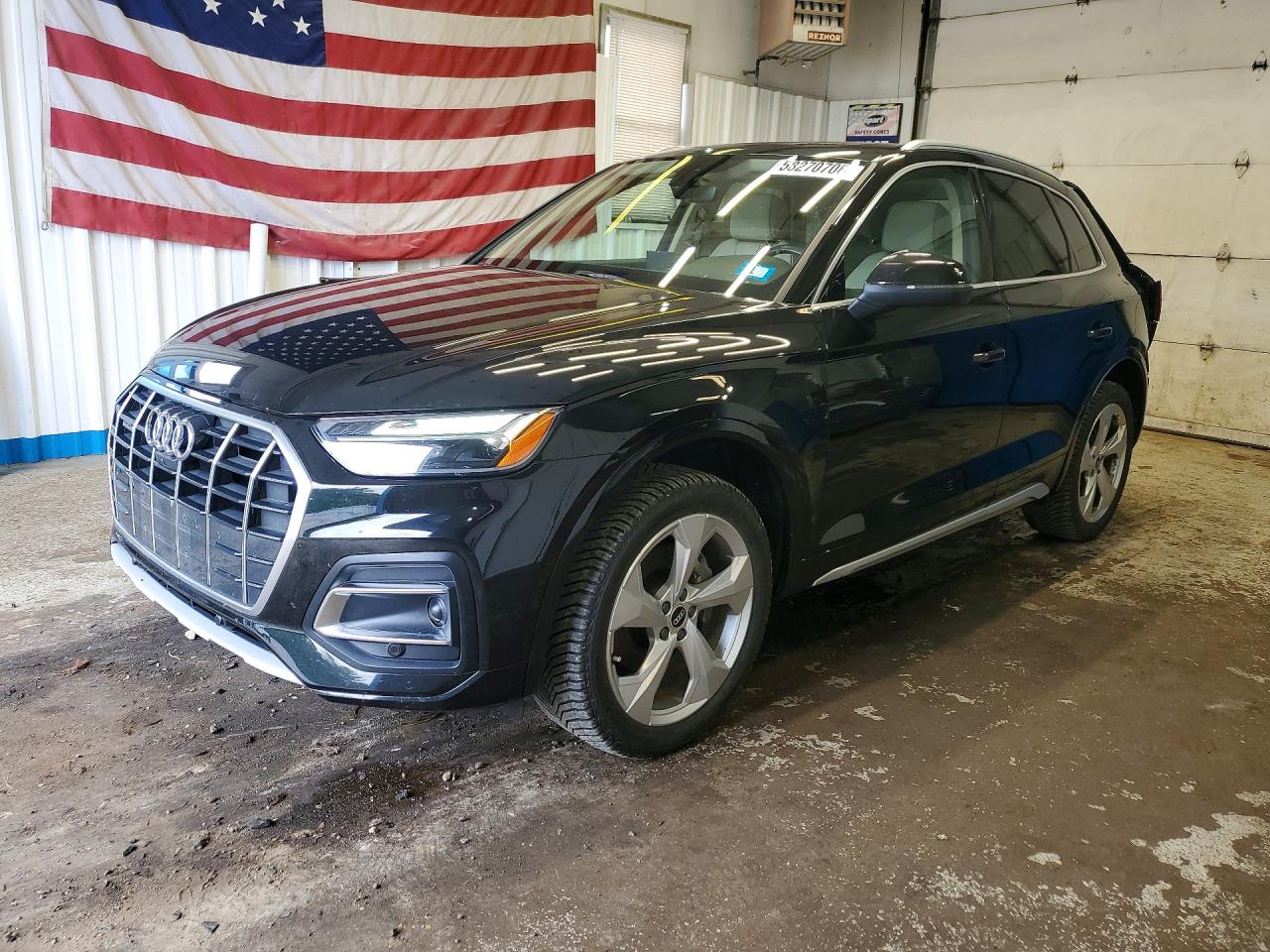 2021 AUDI Q5 quattro Premium Plus
