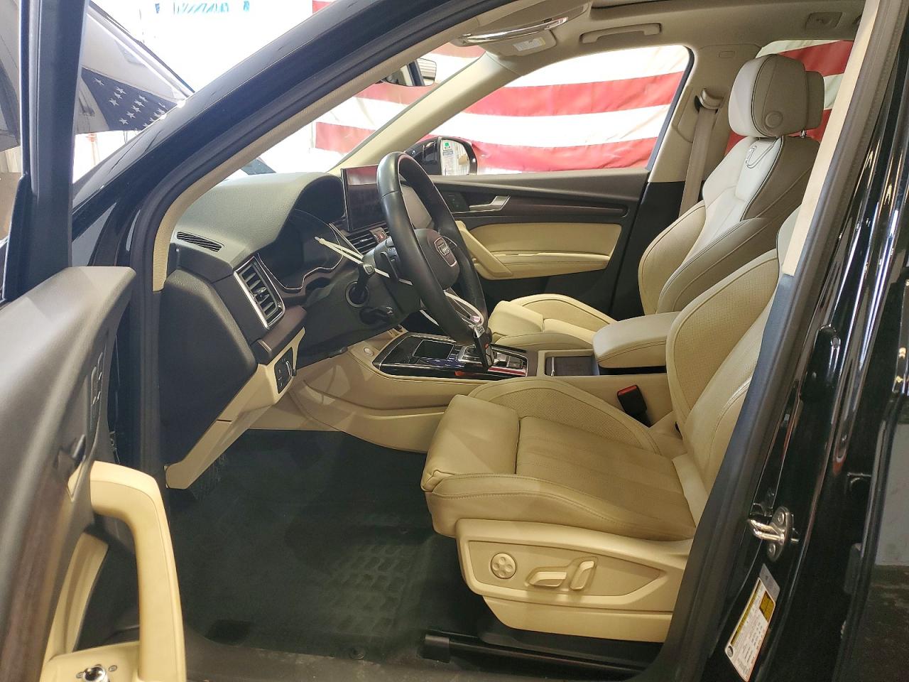 2021 AUDI Q5 quattro Premium Plus