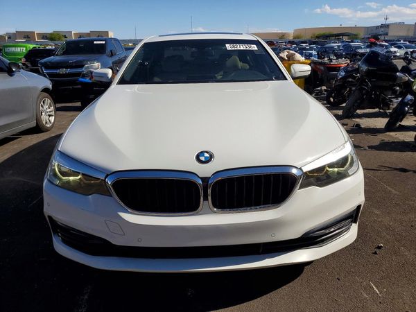 2018 BMW 530
