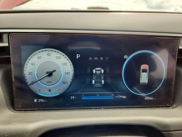 2024 HYUNDAI TUCSON SE