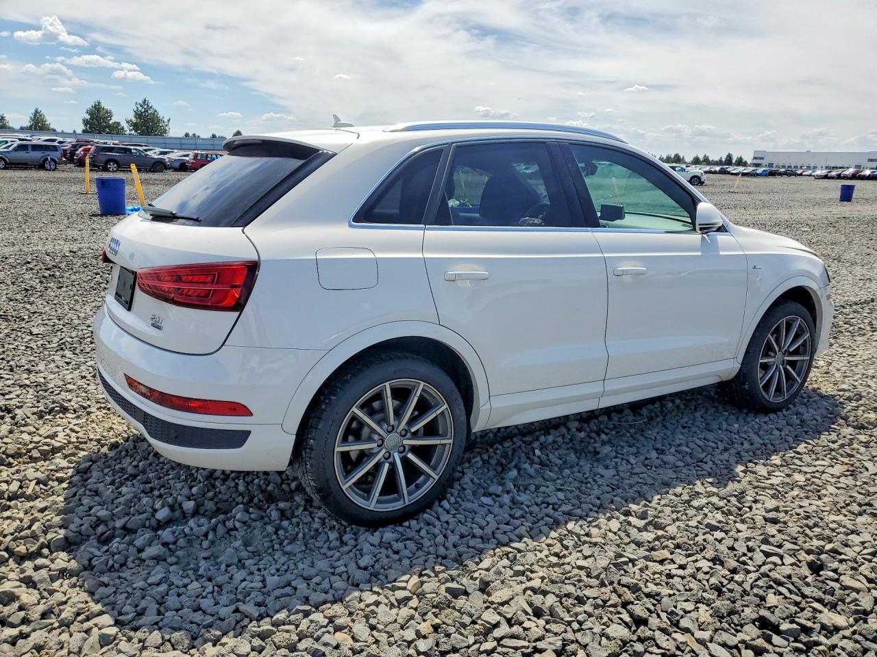 2018 AUDI Q3