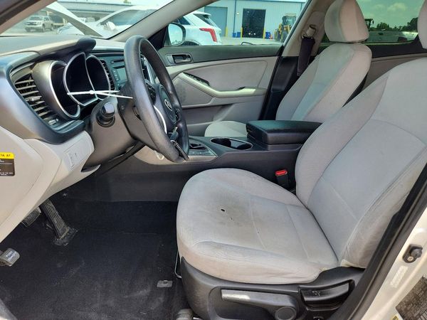 2014 KIA OPTIMA 2.4 LX STD/Conv