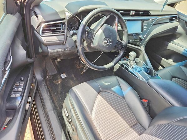 2018 TOYOTA CAMRY