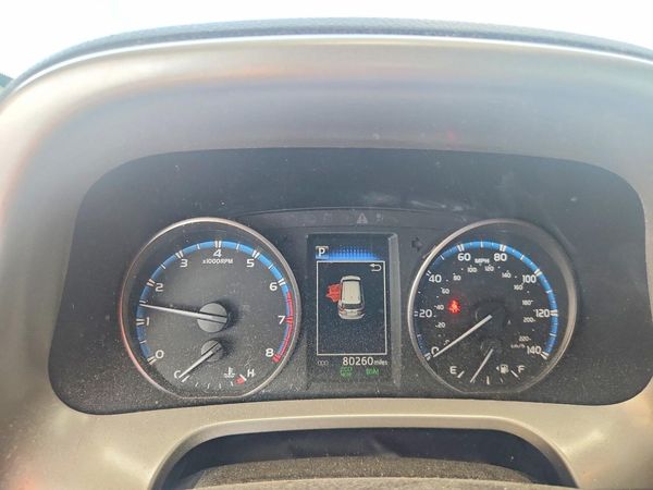 2018 TOYOTA RAV4 Adventure/XLE