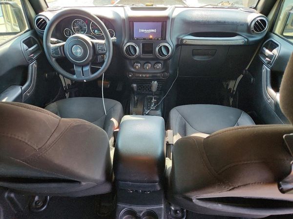 2017 JEEP WRANGLER UNLIMITED SPORT 4X4