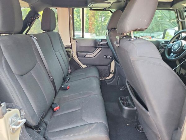 2017 JEEP WRANGLER UNLIMITED SPORT 4X4
