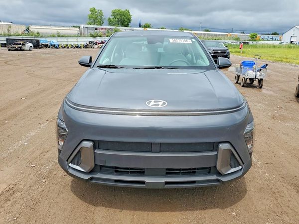 2024 HYUNDAI KONA SE