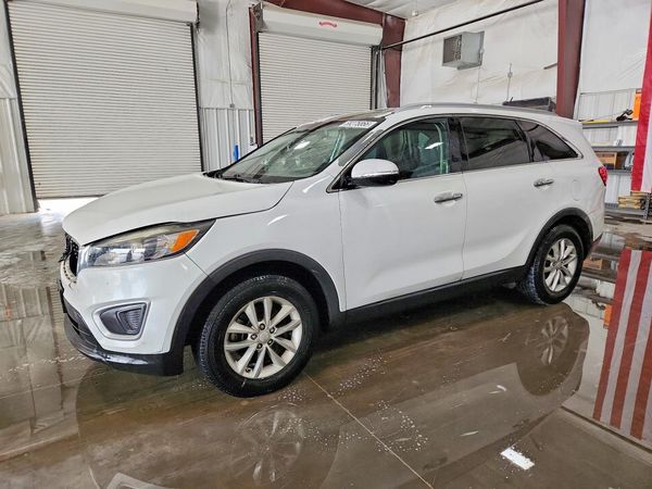 2016 KIA SORENTO L / LX