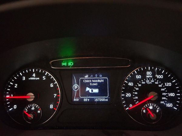 2016 KIA SORENTO L / LX