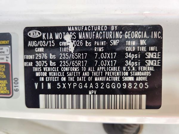 2016 KIA SORENTO L / LX