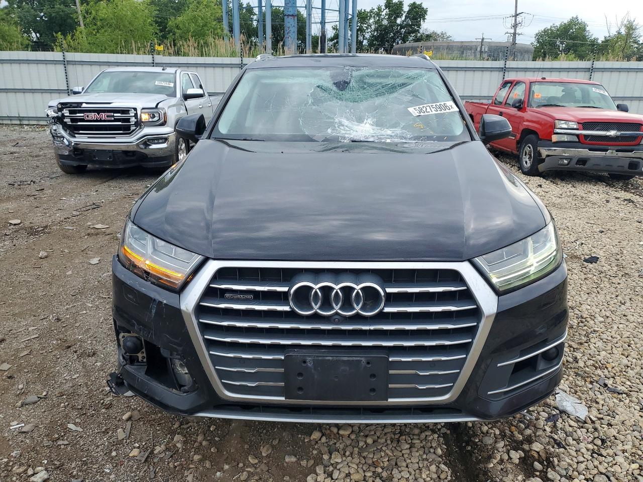2018 AUDI Q7 quattro Prestige