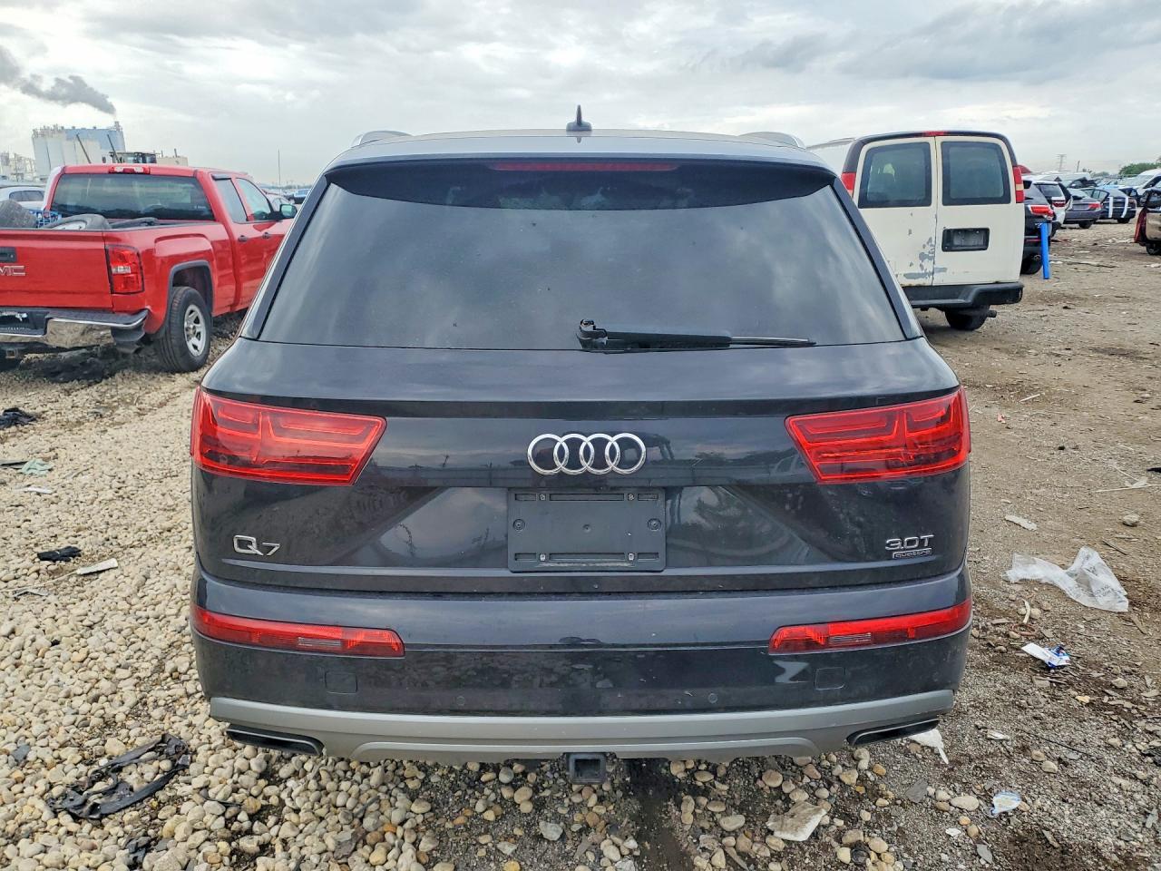 2018 AUDI Q7 quattro Prestige