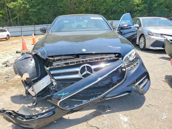 2017 MERCEDES-BENZ E E300