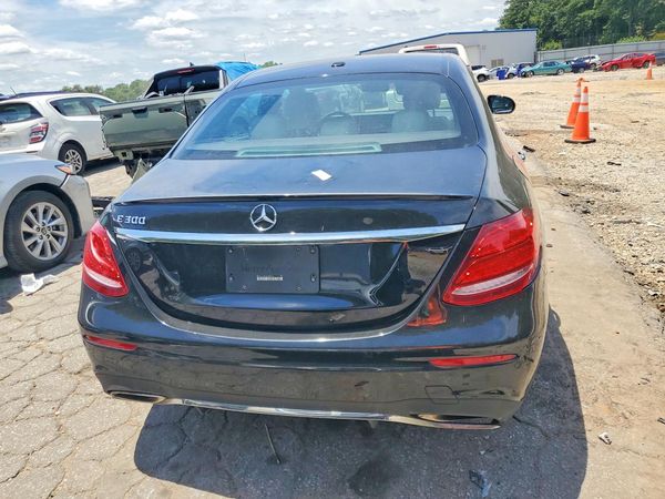 2017 MERCEDES-BENZ E E300