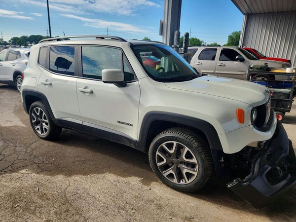 2015 JEEP RENEGADE LATITUDE 4X4