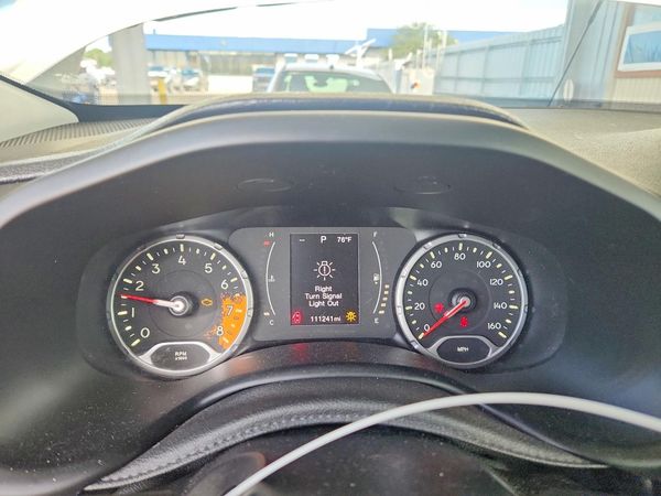 2015 JEEP RENEGADE LATITUDE 4X4