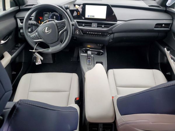 2025 LEXUS UX 300H