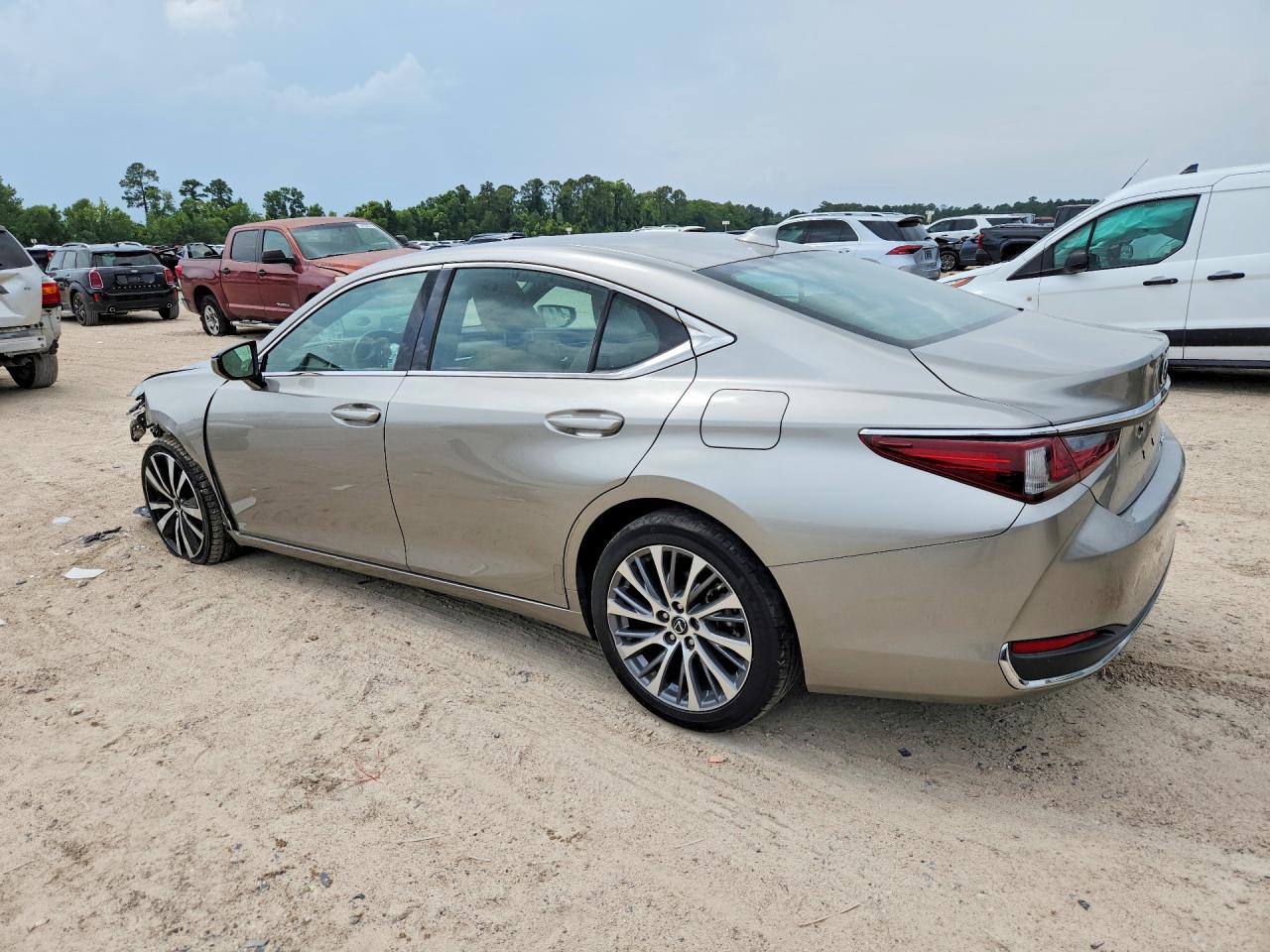 2021 LEXUS ES 250 350 Premium
