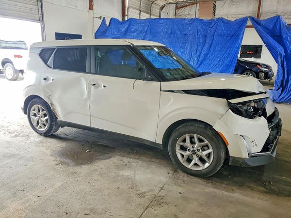 2023 KIA SOUL LX, S