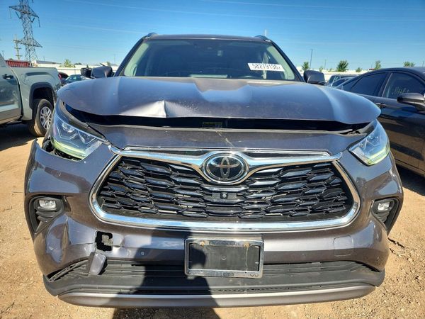 2024 TOYOTA HIGHLANDER